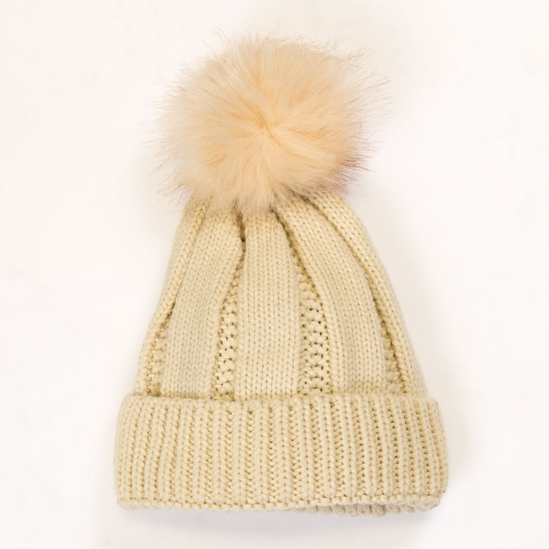 caciuli cu blana si urechi