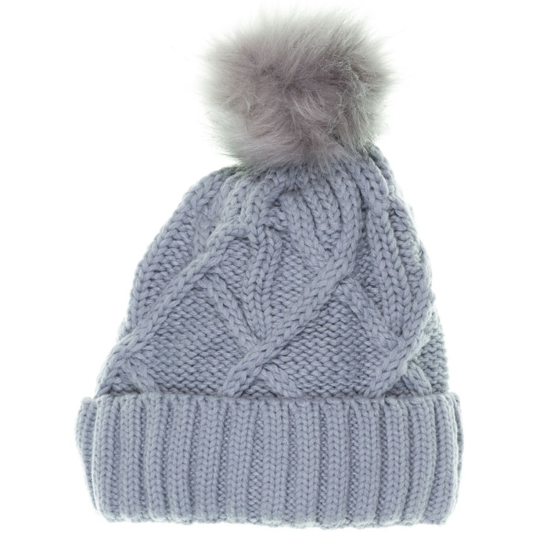 caciuli dama de iarna